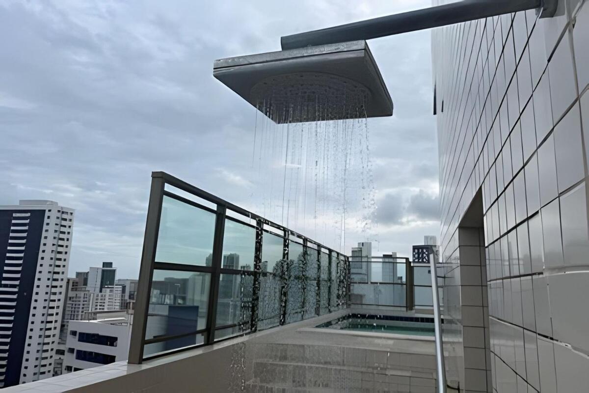 Boa Viagem Com Piscina Apartment